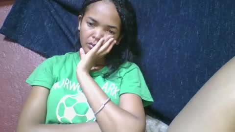 rosia685234 online show from November 27, 3:08 am