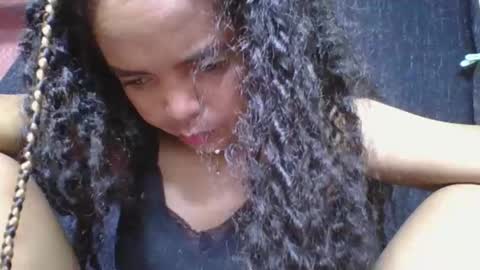 Snapshot of rosia685234 chatting on May 2, 6:51 am rosia685234 online show from May 2, 6:51 am
