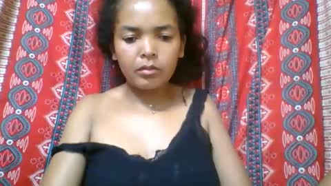 Snapshot of rosia685234 chatting on June 1, 2:35 am rosia685234 online show from June 1, 2:35 am