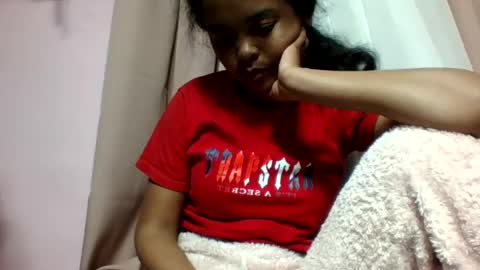 Snapshot of rosia685234 chatting on August 1, 5:23 pm rosia685234 online show from August 1, 5:23 pm