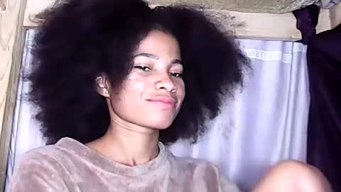 Snapshot of rosie6601 chatting on July 24, 5:00 pm rosie6601 online show from July 24, 5:00 pm