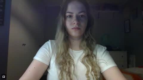 Rosie online show from November 3, 7:42 am