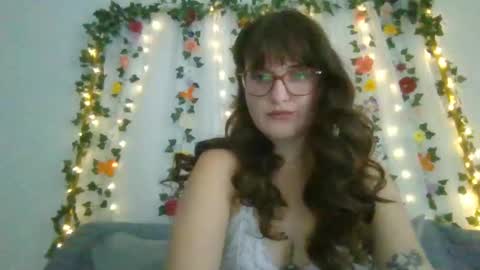 rosie_woods online show from September 20, 6:42 pm