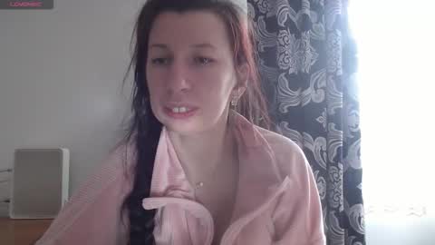 RosieHayes online show from November 25, 9:20 am