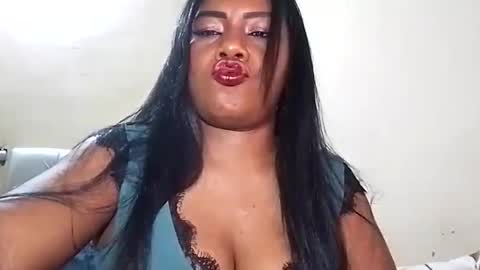 Snapshot of rosmerynava chatting on October 13, 4:45 am rosmerynavarro online show from October 13, 4:45 am