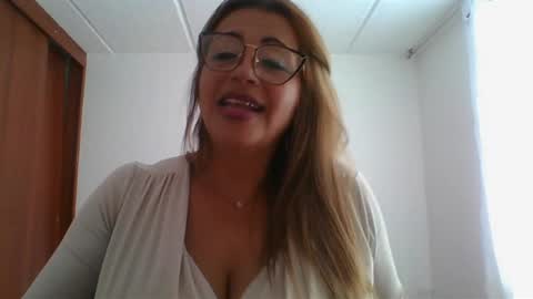 Rossana  online show from February 6, 7:40 pm