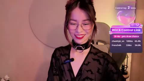 Snapshot of rosse_98_ chatting on June 25, 2:43 pm Miss Rosse online show from June 25, 2:43 pm