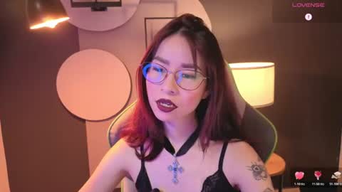 Snapshot of rosse_98_ chatting on July 12, 1:46 pm Miss Rosse online show from July 12, 1:46 pm