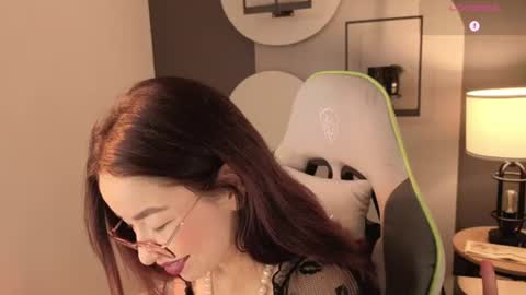 Snapshot of rosse_98_ chatting on July 28, 3:32 pm Miss Rosse online show from July 28, 3:32 pm