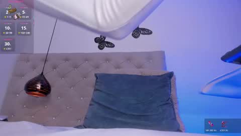 Snapshot of rosse_alice_ chatting on May 20, 12:28 am rosse_alice_ online show from May 20, 12:28 am