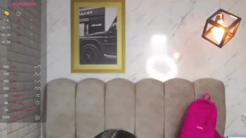 rosse jeane v online show from June 10, 3:39 am