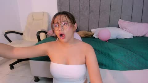 rosse_taylorx1 online show from April 11, 6:56 pm