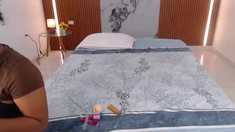 Rossi Hill online show from March 4, 12:11 pm