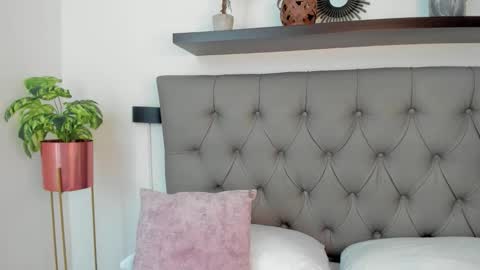 rossie_lanie_ online show from January 13, 12:43 pm