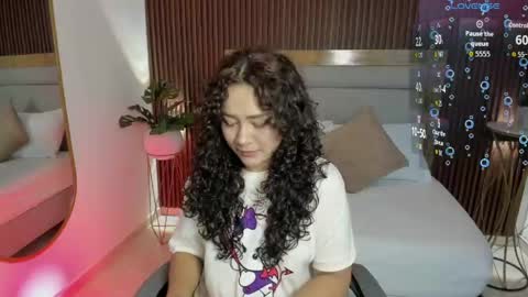 rossie_lanie_ online show from May 6, 7:52 pm