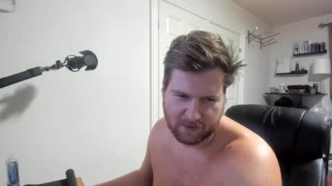 Snapshot of rostungurinn chatting on December 12, 3:59 pm Rostungur online show from December 12, 3:59 pm