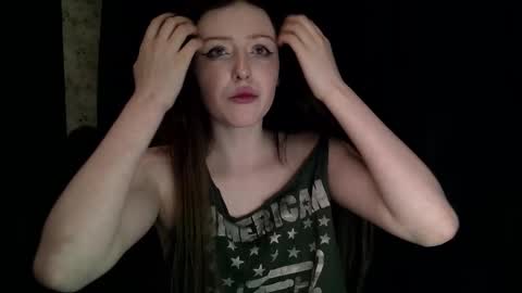 rosy_petal online show from January 7, 5:59 pm