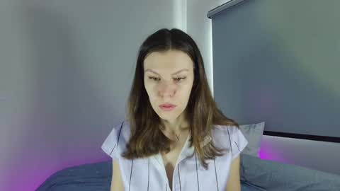 Snapshot of roter_rita chatting on June 7, 3:43 am roter_rita online show from June 7, 3:43 am