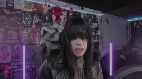 rot online show from April 27, 11:47 pm