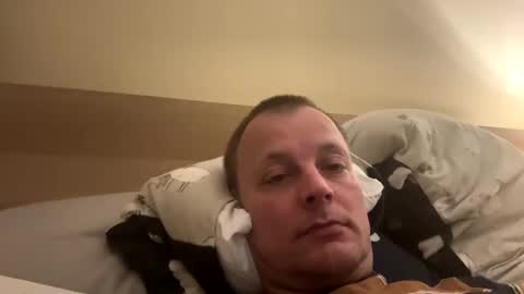 Snapshot of rotunda1874 chatting on February 12, 12:48 am rotunda1874 online show from February 12, 12:48 am