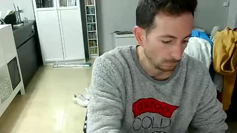 Snapshot of roubarixx chatting on December 3, 8:05 am roubarixx online show from December 3, 8:05 am