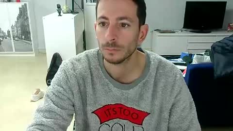 Snapshot of roubarixx chatting on December 5, 8:22 am roubarixx online show from December 5, 8:22 am