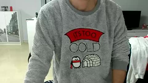 Snapshot of roubarixx chatting on December 7, 9:50 am roubarixx online show from December 7, 9:50 am