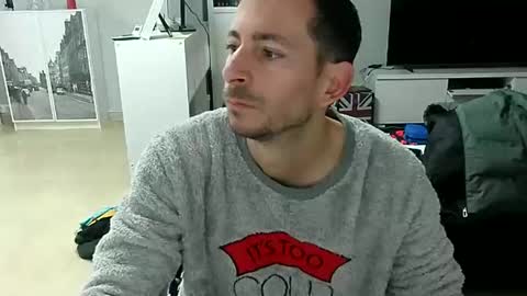 Snapshot of roubarixx chatting on December 24, 8:55 am roubarixx online show from December 24, 8:55 am