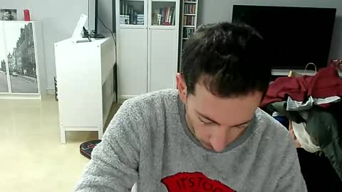 Snapshot of roubarixx chatting on January 17, 9:17 am roubarixx online show from January 17, 9:17 am