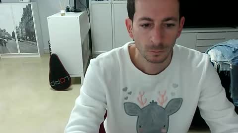 Snapshot of roubarixx chatting on January 23, 8:57 am roubarixx online show from January 23, 8:57 am