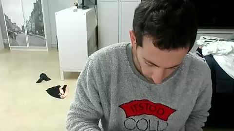 Snapshot of roubarixx chatting on February 9, 9:05 am roubarixx online show from February 9, 9:05 am