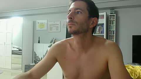 Snapshot of roubarixx chatting on September 19, 7:32 am roubarixx online show from September 19, 7:32 am