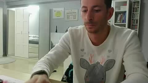 Snapshot of roubarixx chatting on October 16, 8:15 am roubarixx online show from October 16, 8:15 am