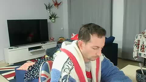 Snapshot of roubarixx chatting on November 28, 9:56 am roubarixx online show from November 28, 9:56 am