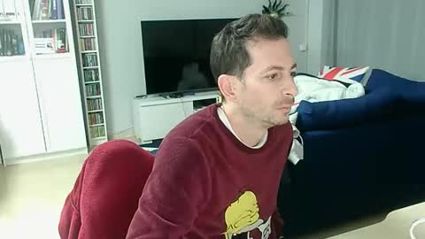 Snapshot of roubarixx chatting on January 11, 8:19 am roubarixx online show from January 11, 8:19 am