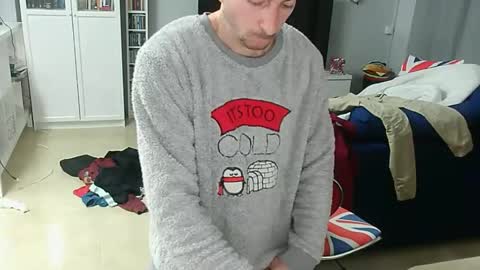 Snapshot of roubarixx chatting on February 28, 7:20 am roubarixx online show from February 28, 7:20 am