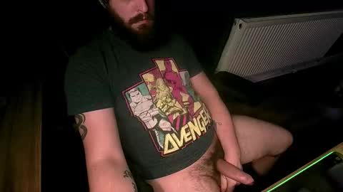 Snapshot of roughwonder chatting on November 15, 8:49 pm Luke online show from November 15, 8:49 pm