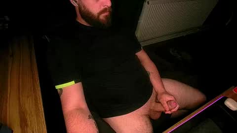 Snapshot of roughwonder chatting on June 1, 6:37 am Luke online show from June 1, 6:37 am