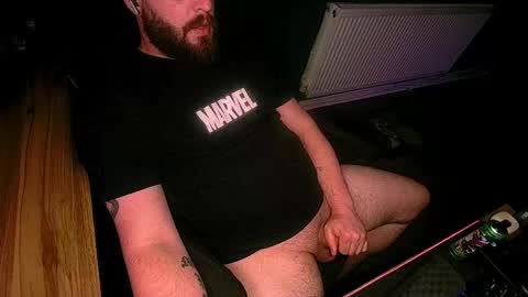Snapshot of roughwonder chatting on June 4, 12:38 am Luke online show from June 4, 12:38 am