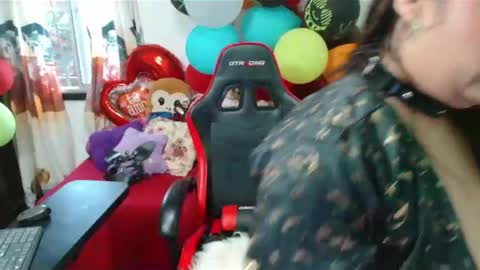 Snapshot of rous_kinky chatting on October 28, 9:39 pm rous_kinky online show from October 28, 9:39 pm