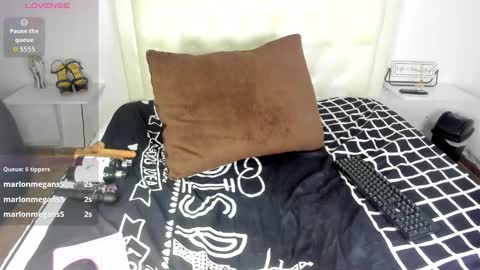 rouse_sexy_hotxx77 online show from October 26, 1:22 am