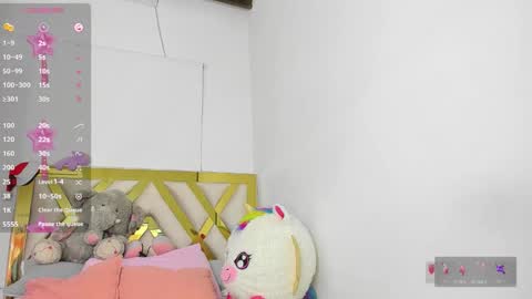 Snapshot of rousee_yarelds chatting on December 14, 11:09 pm rousee_yarelds online show from December 14, 11:09 pm