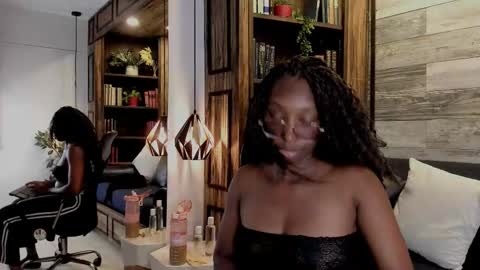 rouselux online show from February 27, 9:04 pm