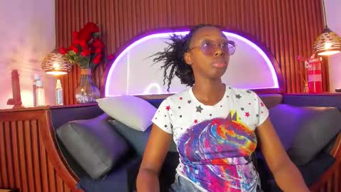 rouselux online show from March 6, 4:25 pm