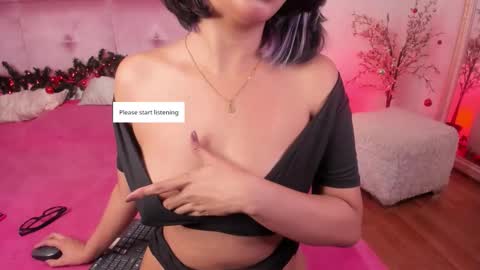 Snapshot of rousewhitte chatting on December 2, 2:34 pm rousewhitte online show from December 2, 2:34 pm