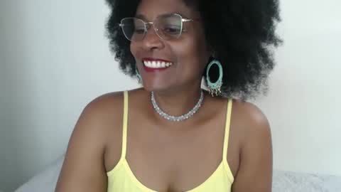 luxa online show from February 15, 4:23 pm