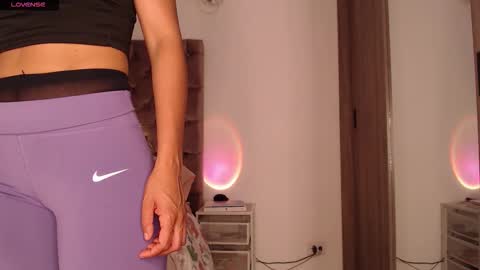 Rouss marie henao  online show from February 13, 2:02 pm