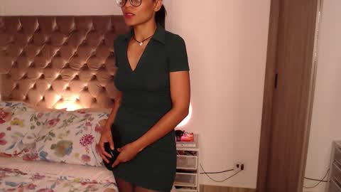 Rouss marie henao  online show from March 3, 10:59 pm