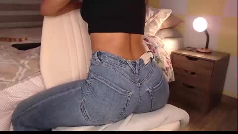 Rouss marie henao  online show from June 13, 4:49 pm