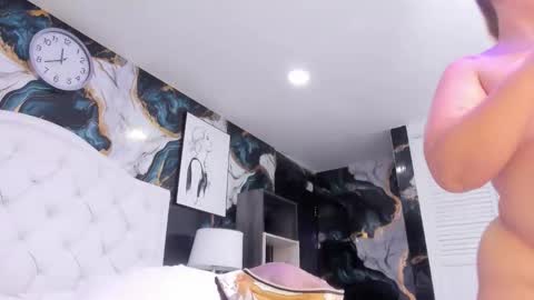 Rousse  online show from February 25, 1:37 am